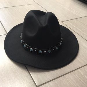 Turquoise design  black hat